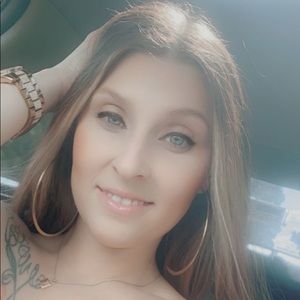 Meet your Posher, Amie